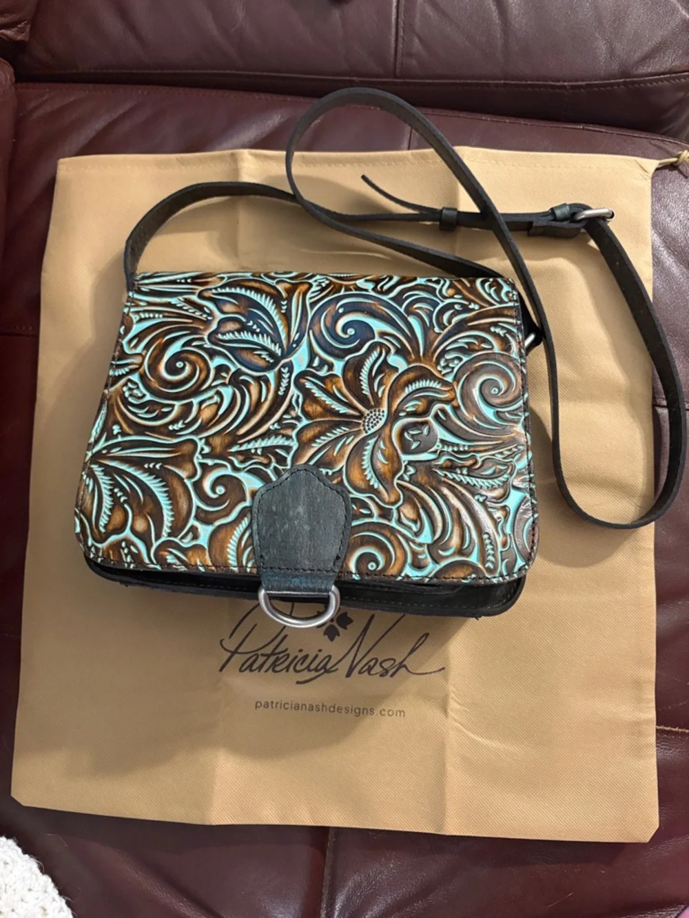 Patricia Nash IIina Turquoise Tooled Leather Floral Crossbody Bag - Picture 2 of 9
